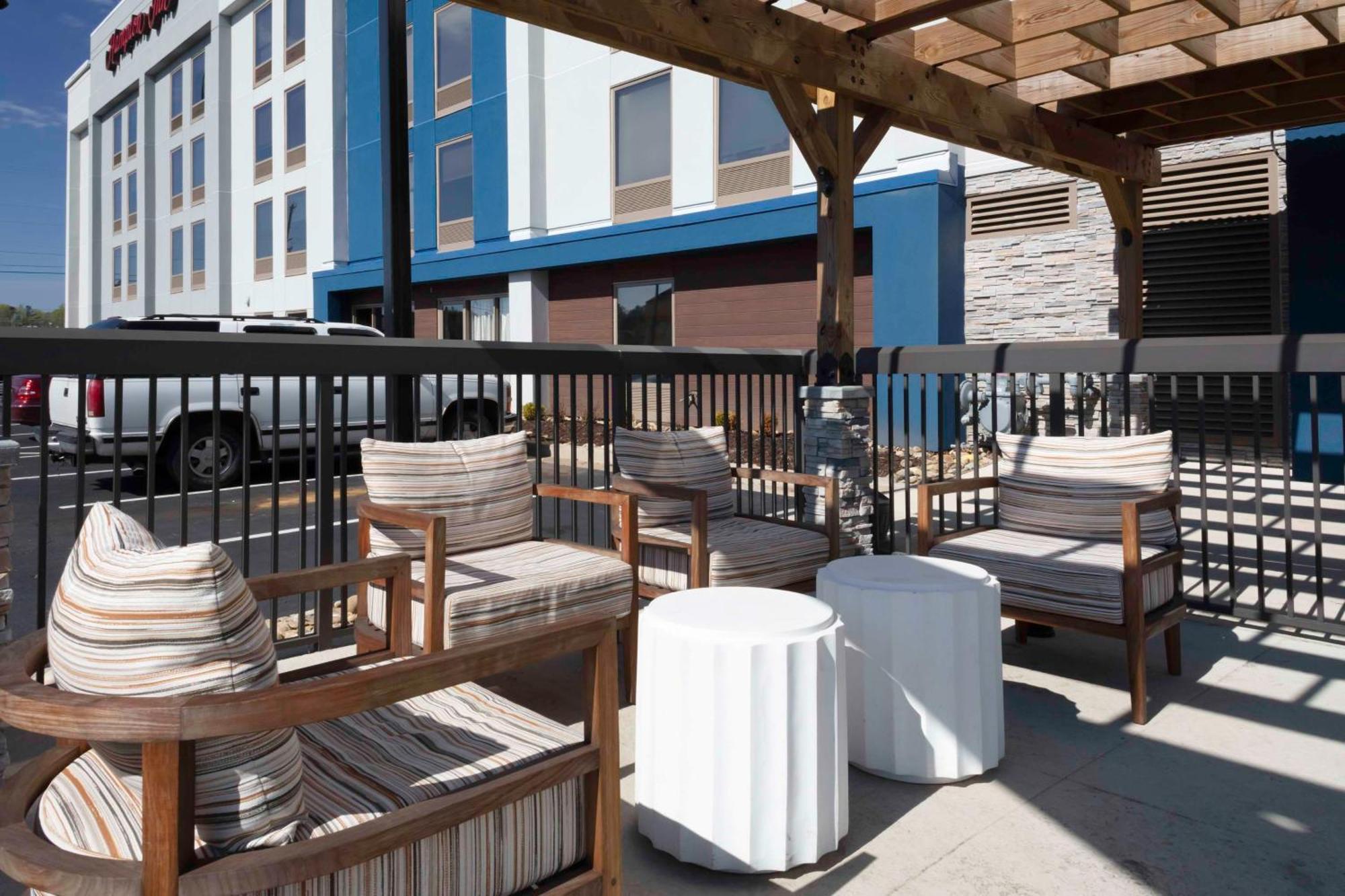Hampton Inn Conyers Extérieur photo